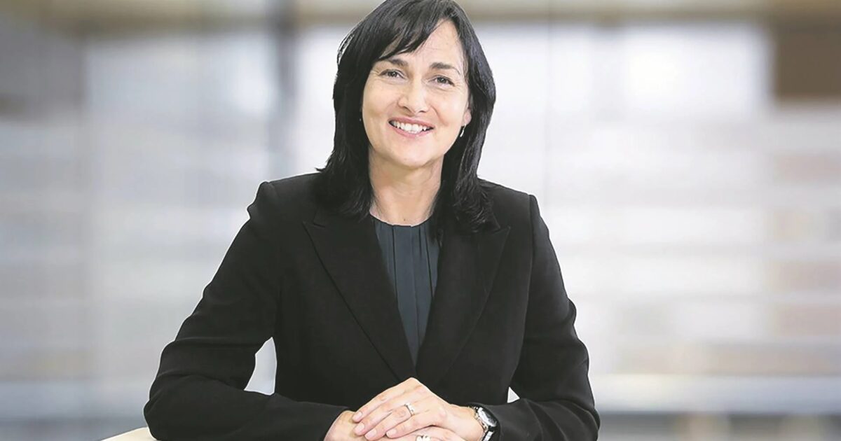 newmont mujer operaciones mundiales