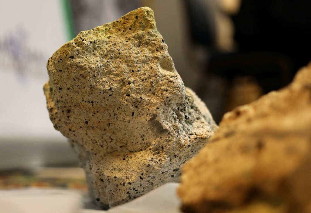 santa cruz uranio