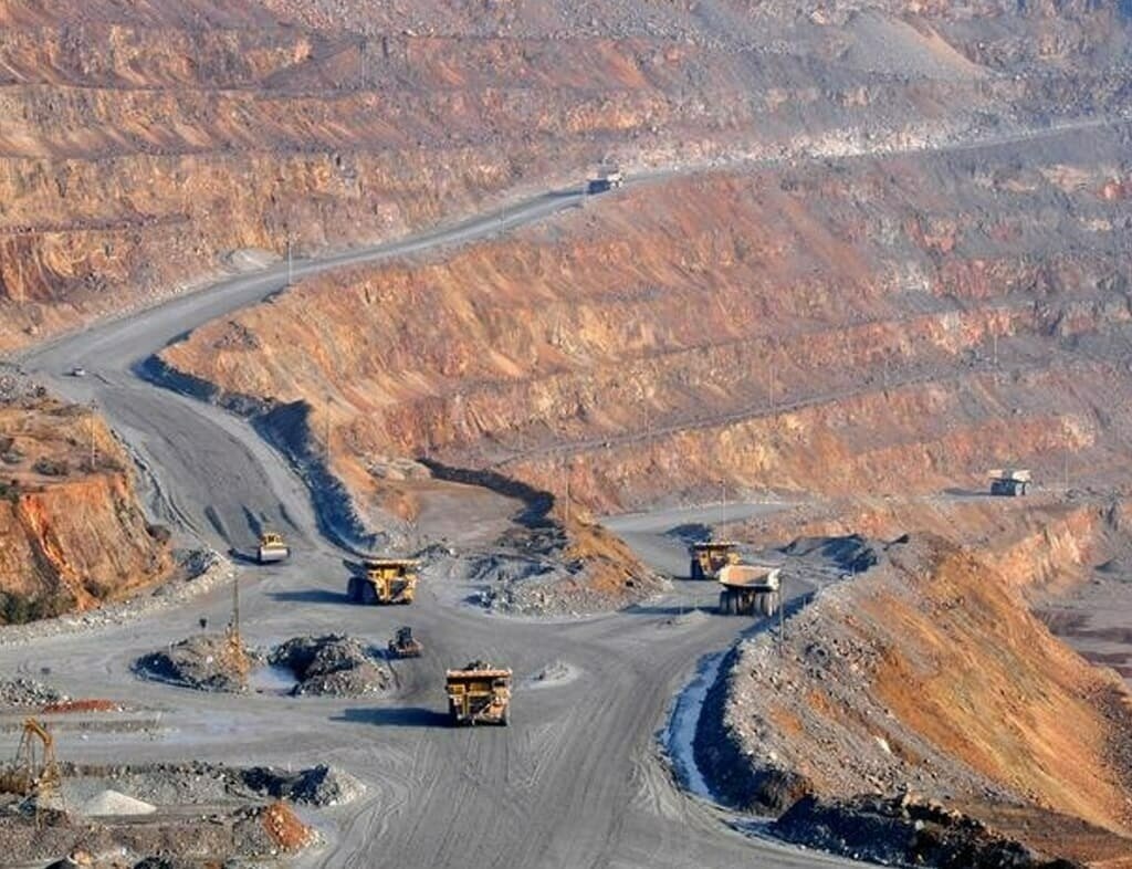 mina cobre oro prestamo ifc