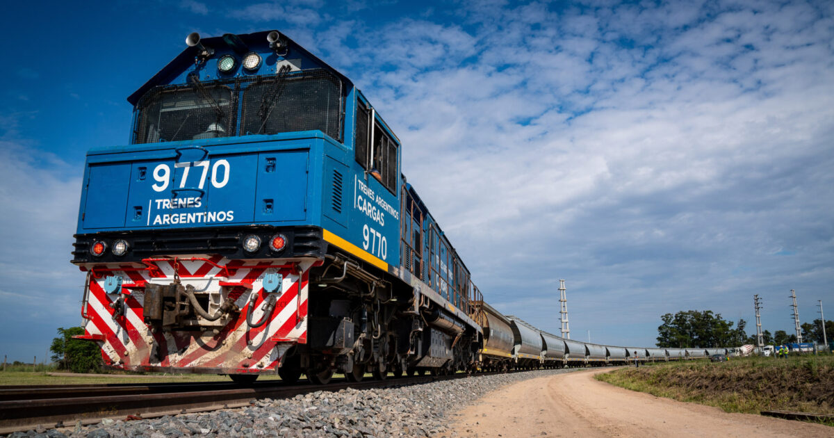 inician privatización belgrano cargas interes gigante minero