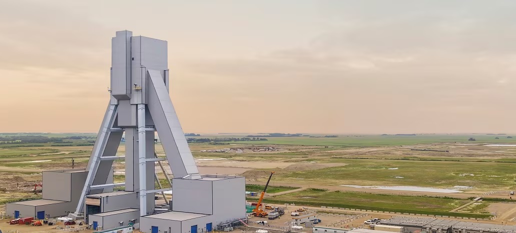 altos costos bhp retrasa