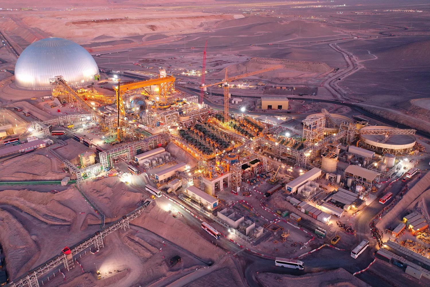 bhp produccion record cobre hierro