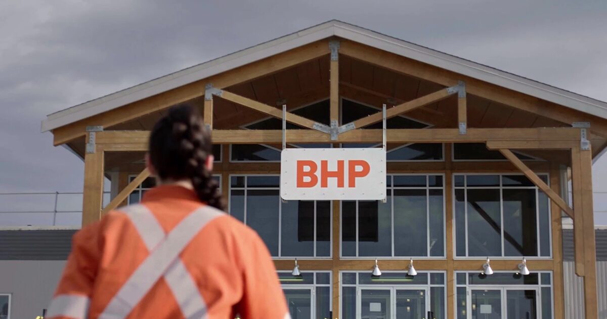 bhp ratifica inversiones en chile