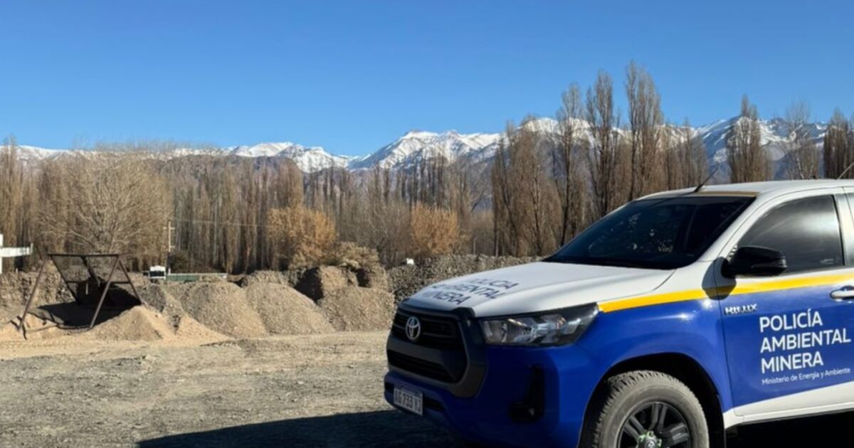 mendoza cierre inmediato cantera ilegal