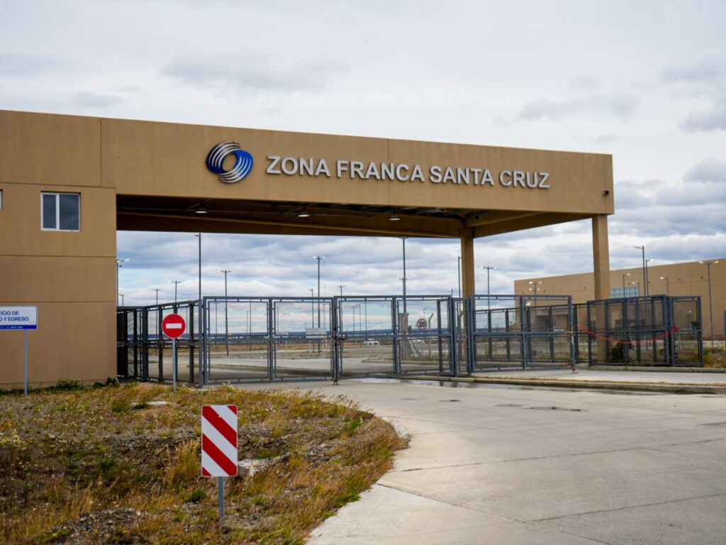 santa cruz impuestos inversores mineros